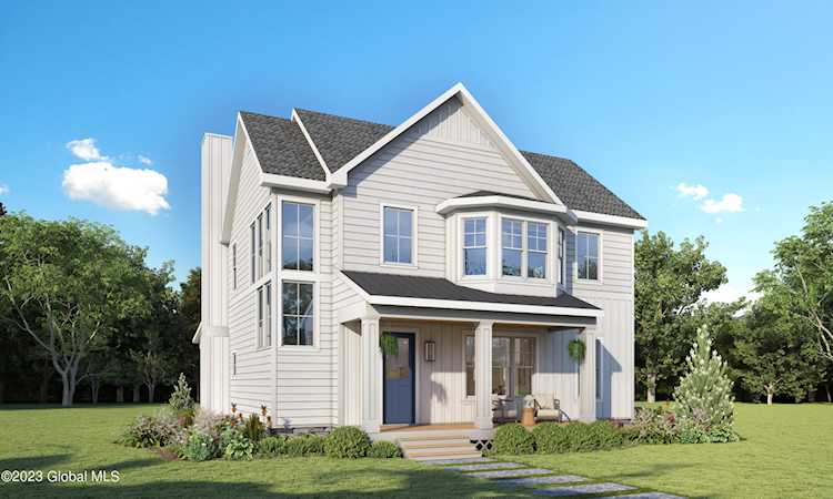 27 Aurora Ave Saratoga Springs, NY 12866