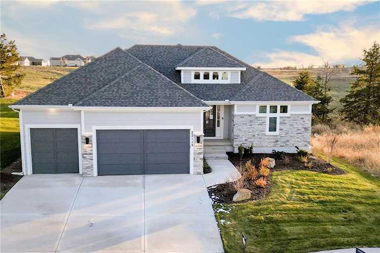 22113 W 80th Terrace Shawnee, KS 66220