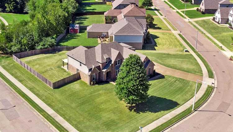 4669 Shira Dr Bartlett, TN 38002