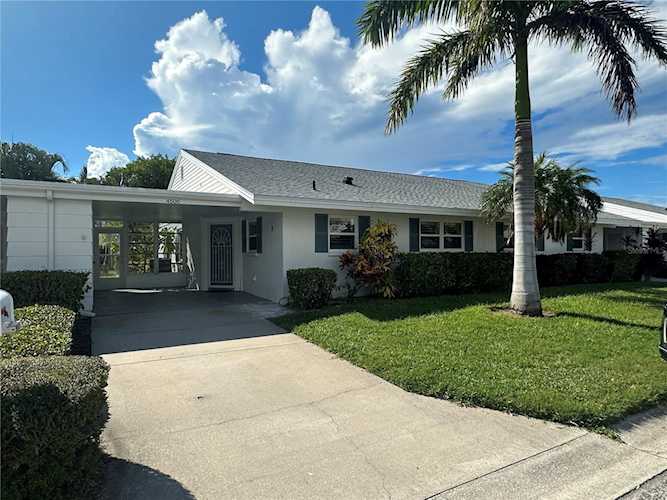 4506 Mount Vernon Dr Bradenton, FL 34210