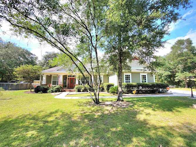 105 Hopkins Landing Rd Quincy, FL 32352