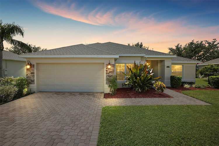 4825 Cape Hatteras Dr Clermont, FL 34714