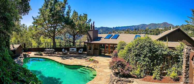 220 Del Casa Drive Mill Valley, CA 94941