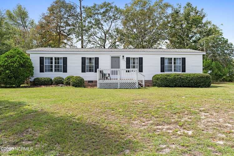 1553 White Oak Dr SW Ocean Isle Beach, NC 28469