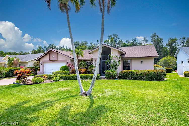 22626 Fountain Lakes Blvd Estero, FL 33928
