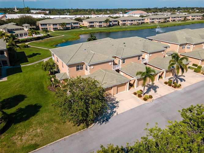 6678 7th Avenue CIRCLE W #1701 Bradenton, FL 34209