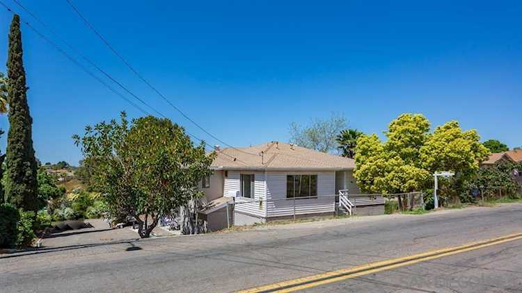 2110 69Th Street Lemon Grove, CA 91945