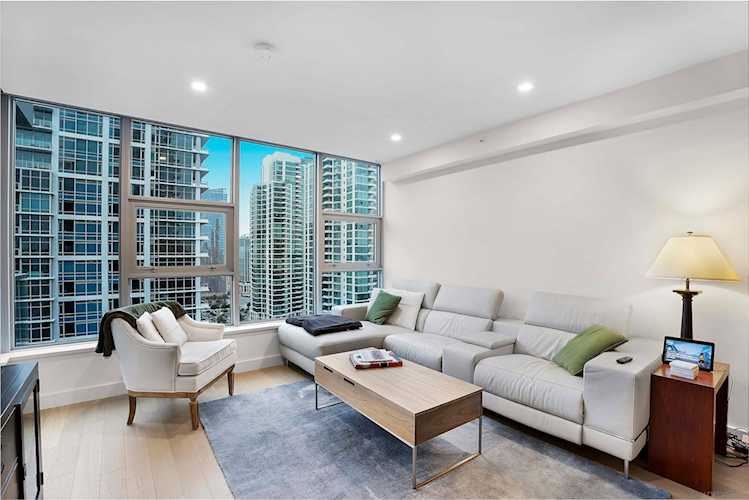 1388 Kettner #1907 San Diego, CA 92101