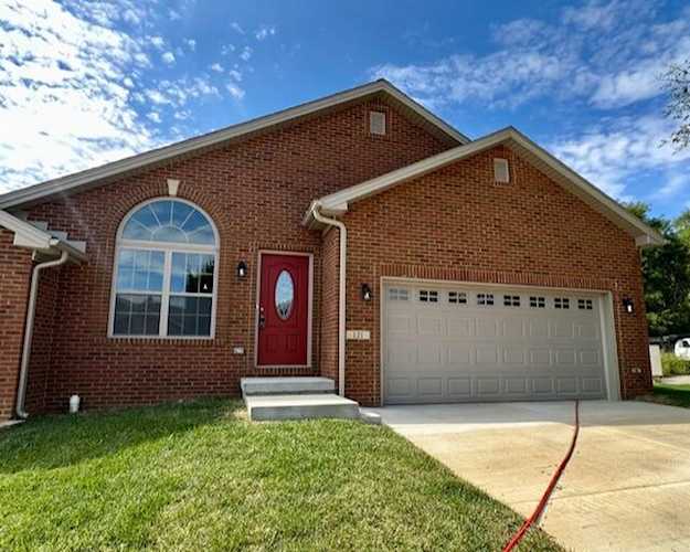 121 Piedmont Ln Frankfort, KY 40601