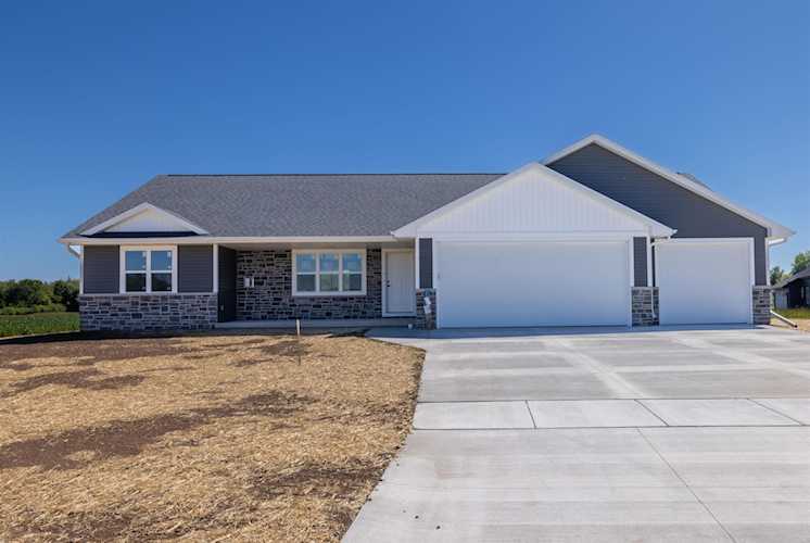 2347 Tigerwood Trl De Pere, Town of Lawrence, WI 54115