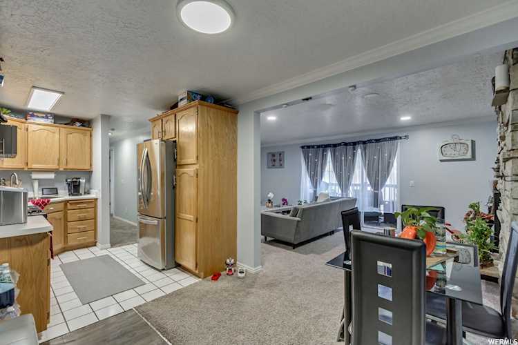 3758 S Maple View Dr E Salt Lake City, UT 84106
