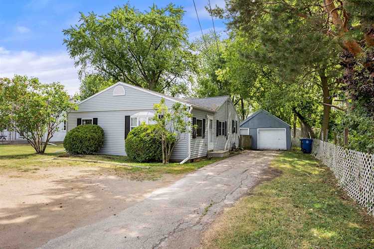 3192 County Road A Oshkosh, WI 54901 home for sale, MLS#50278126 - Dallaire Realty Photo 1