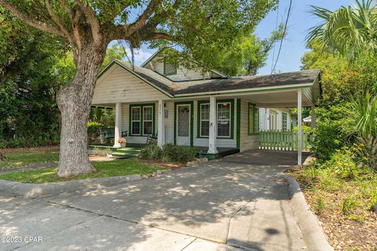 2317 E 3rd St Panama City, FL 32401