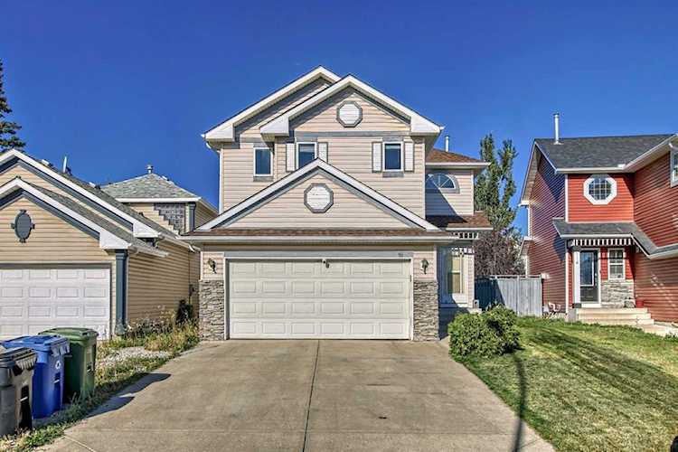 118 Somercrest Gardens SW Calgary, AB T2Y 3K6