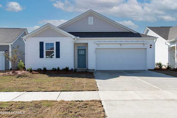 1405 Clendon Circle Leland, NC 28451
