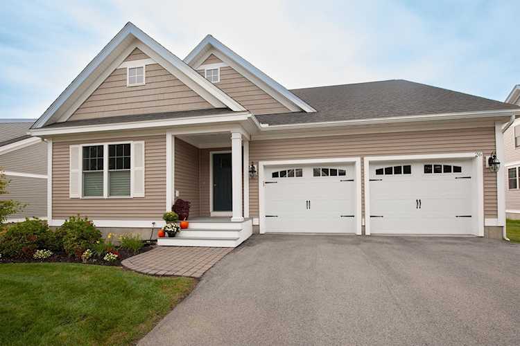 26 Sierra Hill Dr Dover, NH 03820