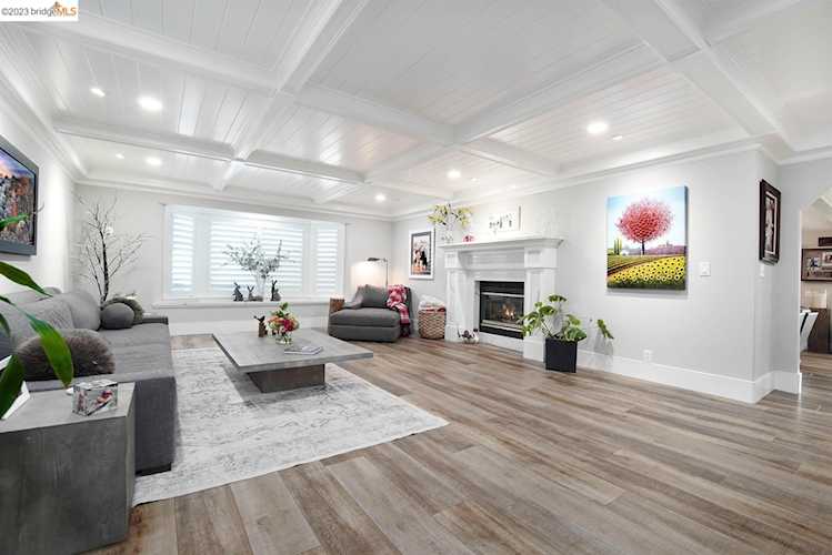 5010 Double Point Way Discovery Bay, CA 94505