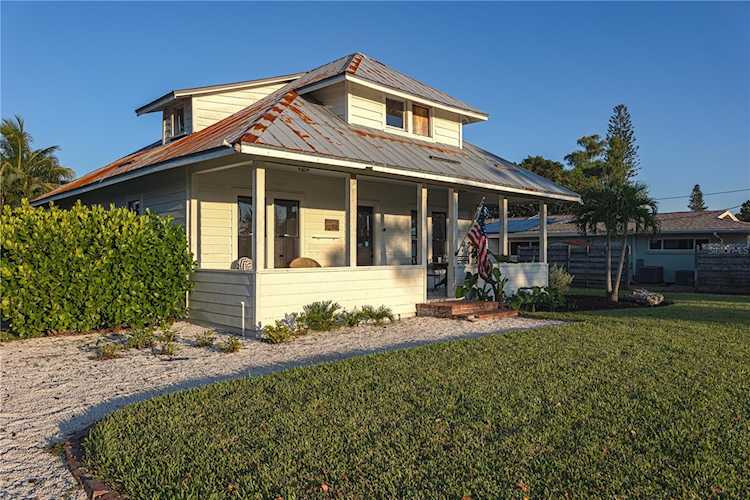 1815 81st St NW Bradenton, FL 34209