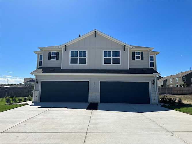 7209A Grenadine Bloom BND Del Valle, TX 78617