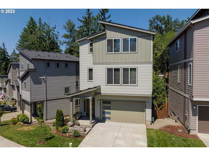 16835 SE Fox Glen CT Happy Valley, OR 97015