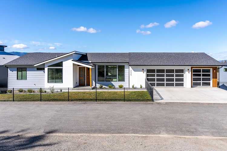2620 S Galway Ln Spokane Valley, WA 99037