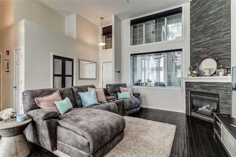527 15 Ave SW #102 Calgary, AB T2R 0R3