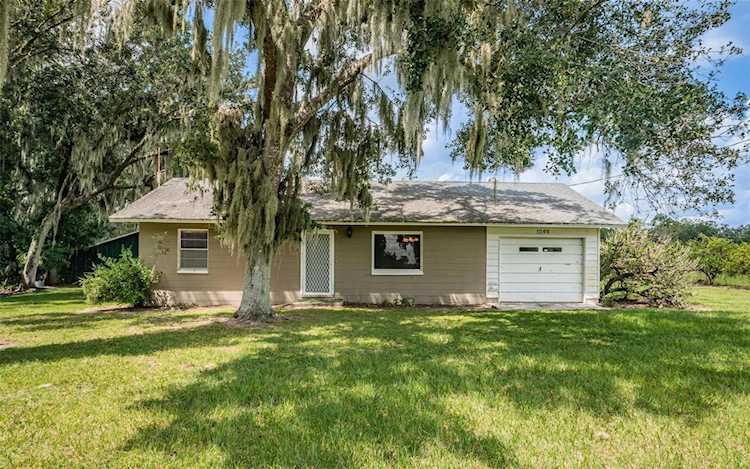 1049 Jameson Rd Lithia, FL 33547
