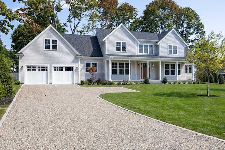 40-2 Shore St Falmouth, MA 02540 | MLS 22303855 Photo 1