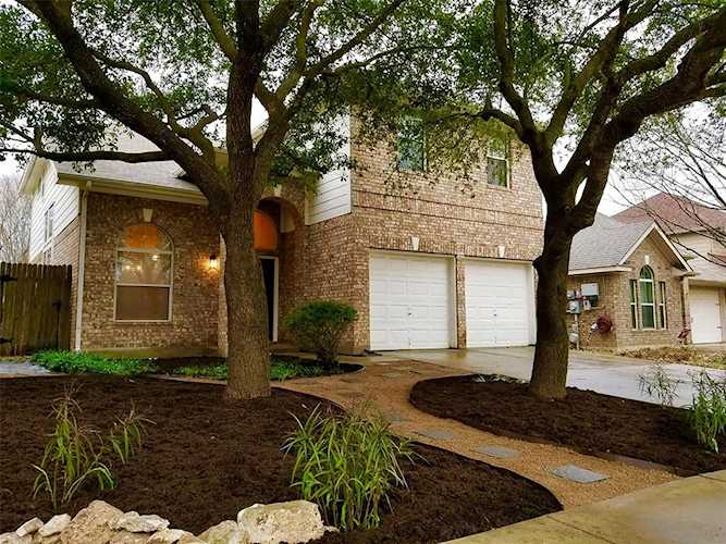 3413 Bratton Ridge XING Austin, TX 78728