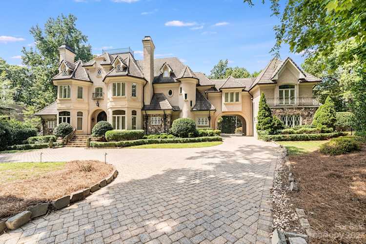 1219 Parkhill Ct Weddington, NC 28104