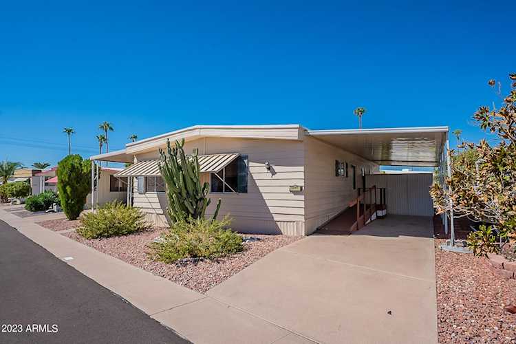 305 S Val Vista Drive #177 Mesa, AZ 85204