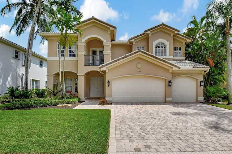 10764 Castle Oak Drive Boynton Beach, FL 33473