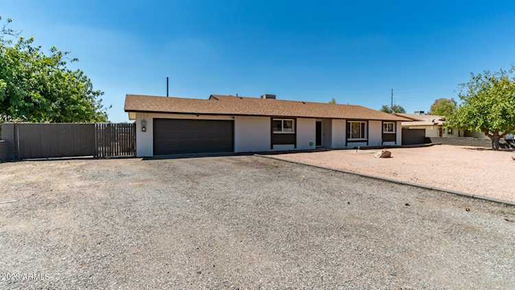 5835 W Paradise Lane Glendale, AZ 85306