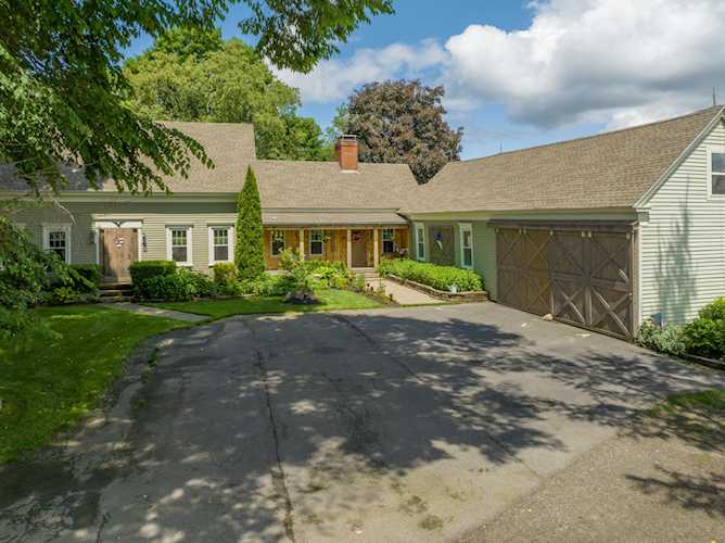 697 Fort Hill Rd Gorham, ME 04038