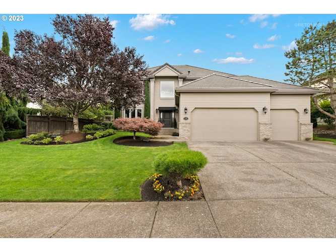2340 NW Douglas ST Camas, WA 98607