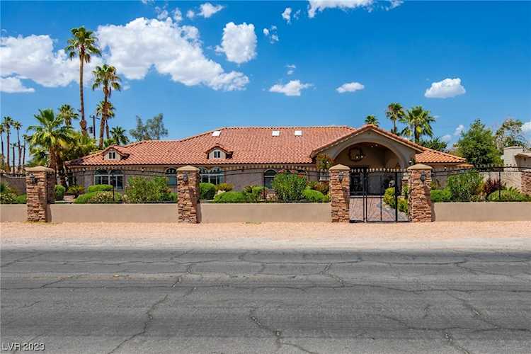 1355 Westwind Rd Las Vegas, NV 89146