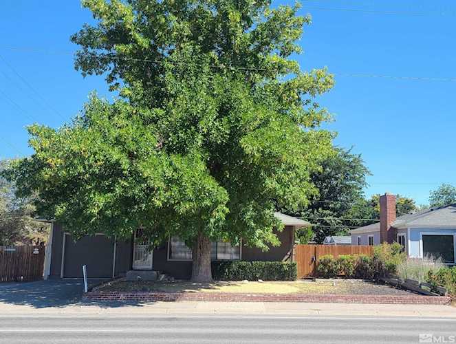 934 Pyramid Way Sparks, NV 89431