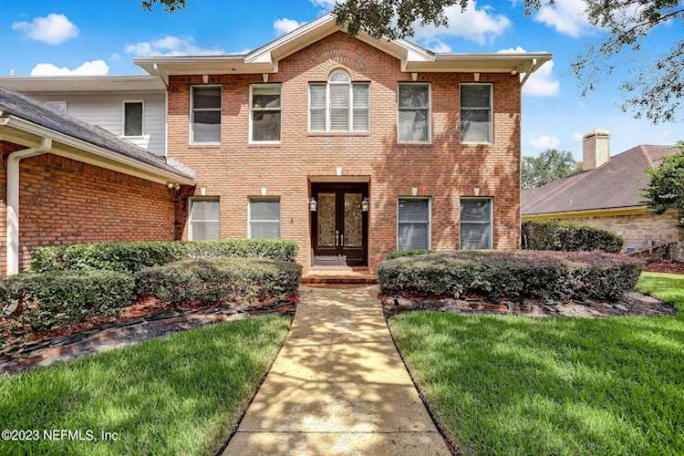 7921 Mclaurin RD N Jacksonville, FL 32256