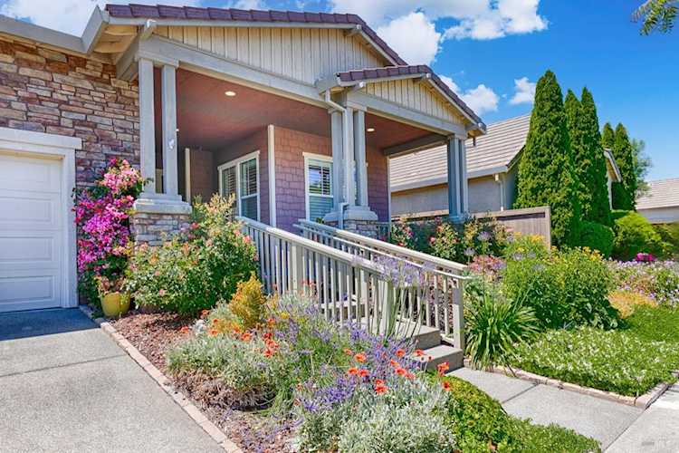 415 Bordeaux Way Windsor, CA 95492