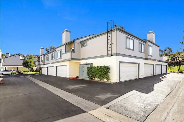 1120 Cleghorn Dr #E Diamond Bar, CA 91765