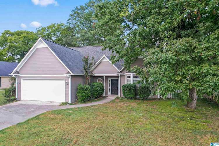 1542 Timber Drive Helena, AL 35080