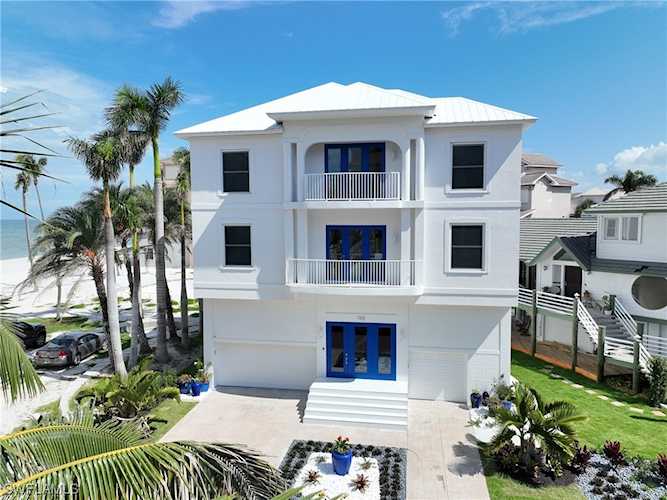 103 Dominica Ln Bonita Springs, FL 34134