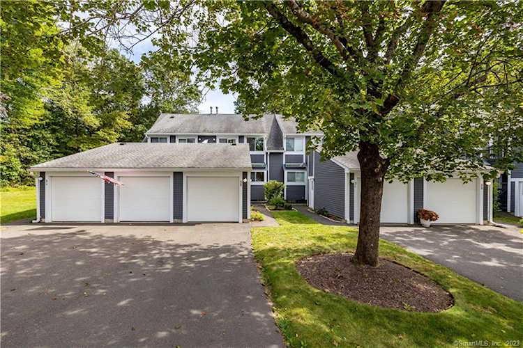 126 Hopmeadow St #3B Simsbury, CT 06089
