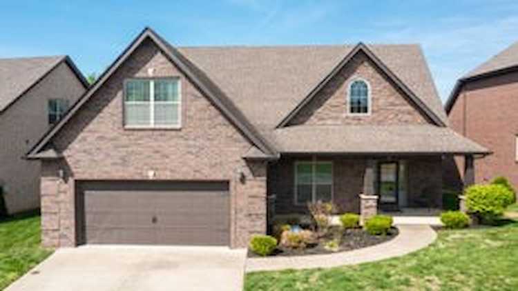 197 Dorchester Cir Clarksville, TN 37043
