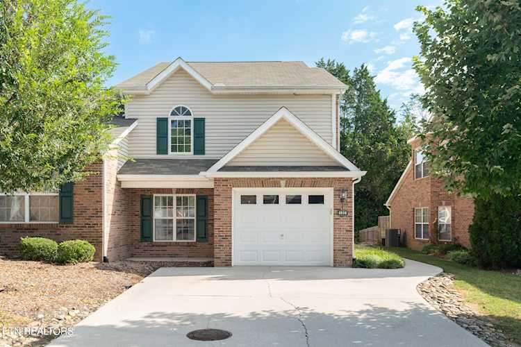 6938 La Christa Way Knoxville, TN 37921