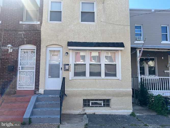 6655 Edmund St Philadelphia, PA 19135