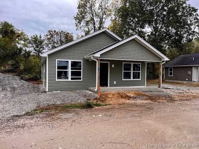 315 Ridge Rd Charlestown, IN 47111