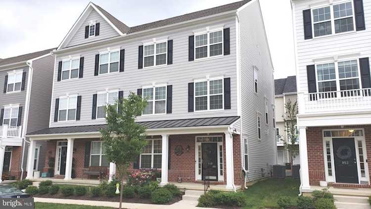 949 Manor Avenue N Claymont, DE 19703