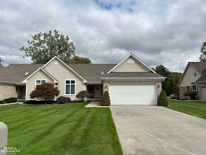 1795 Pug Rd Saint Clair, MI 48079