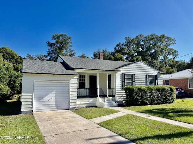8037 Wakefield AVE Jacksonville, FL 32208